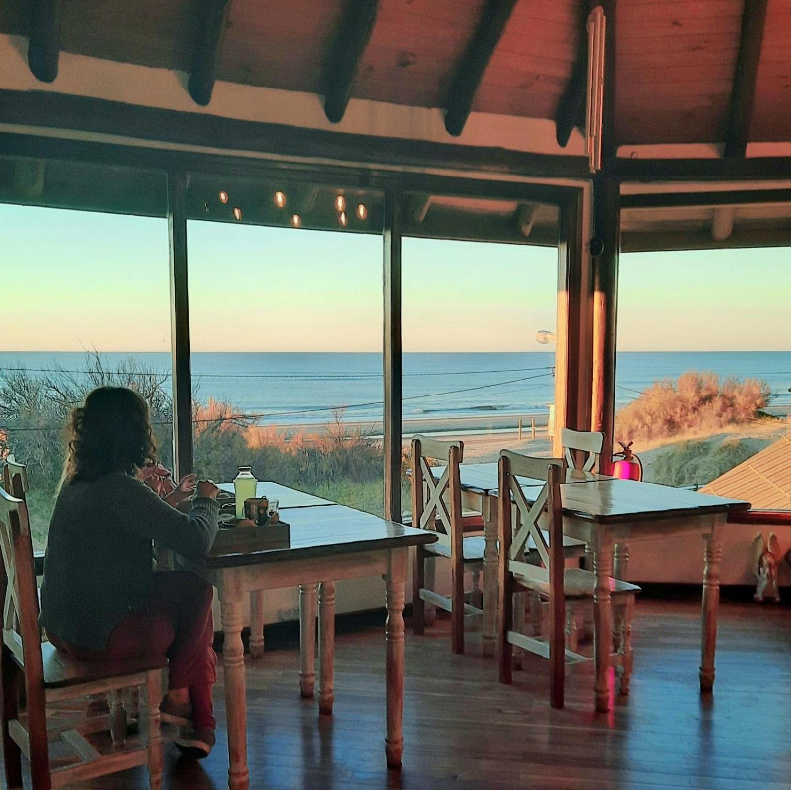 Hotel Boutique Arenarena Villa Gesell Buitenkant foto
